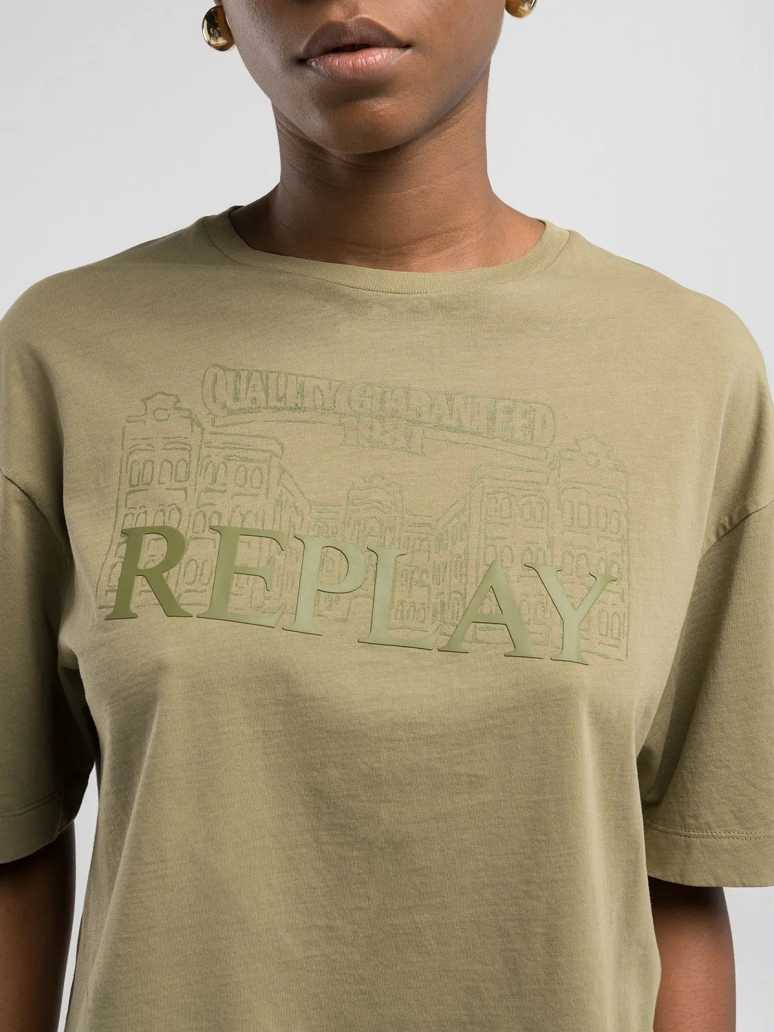 【REPLAY】★Replay Small T-Shir★ Cropped t-shirt with embossed logo Light military | Replay Jeans