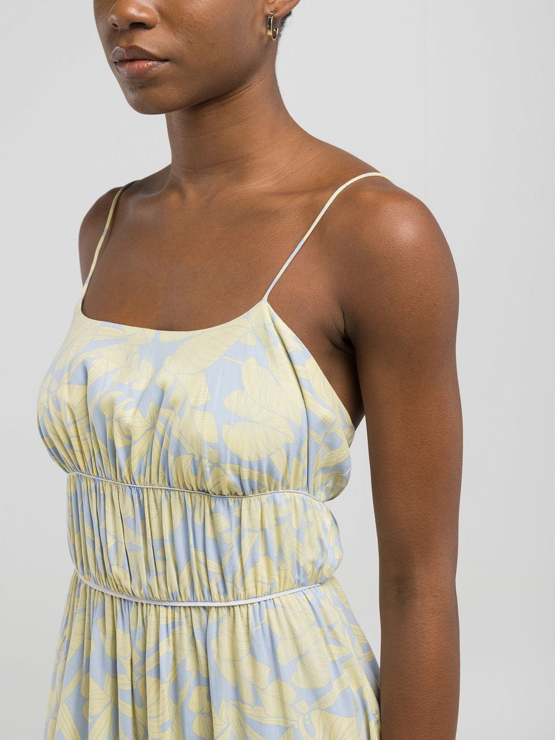 Long dress with leaf print Lillac/pastel yellow | Replay Jeans