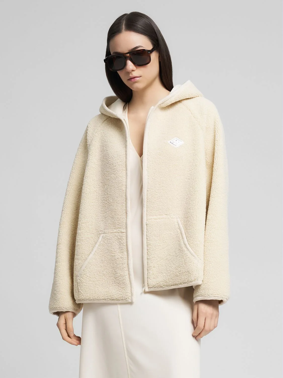 REPLAY HOODED FAUX SHEARLING JACKET W7922 .000.85285 WINTER WHITE 2