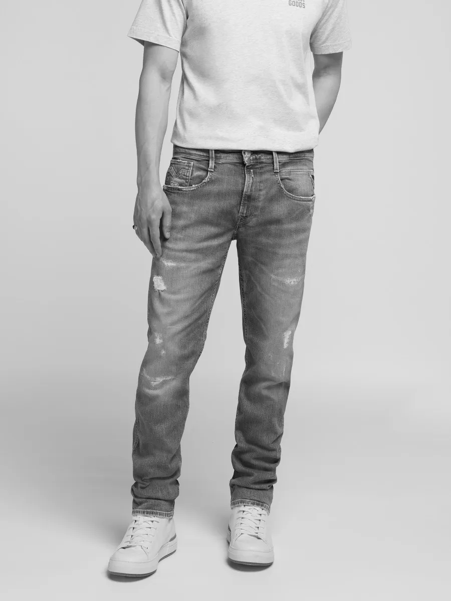 ANBASS_M914Y_000_573-