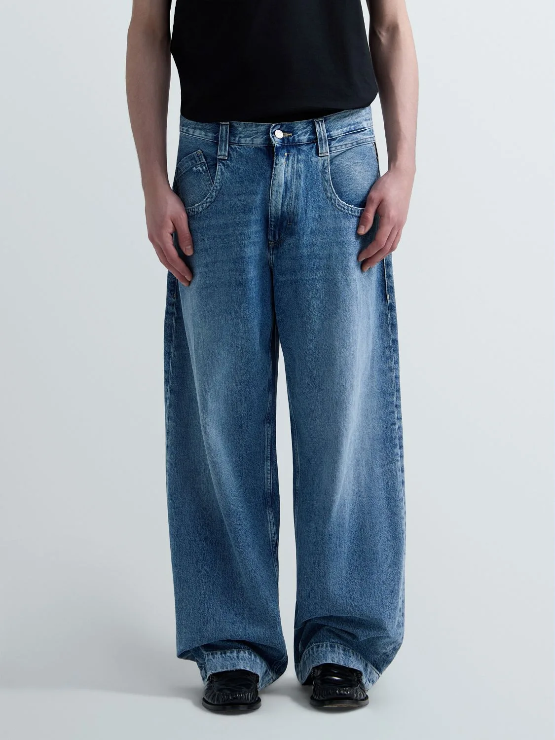 FERYS BAGGY-FIT JEANS