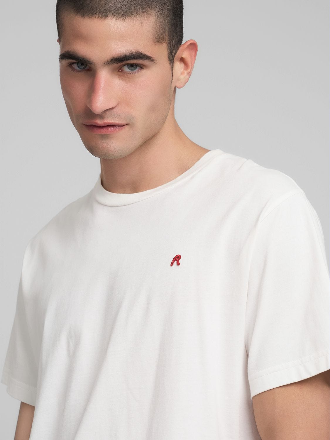 Jersey t-shirt with r embroidery Natural white | Replay Jeans