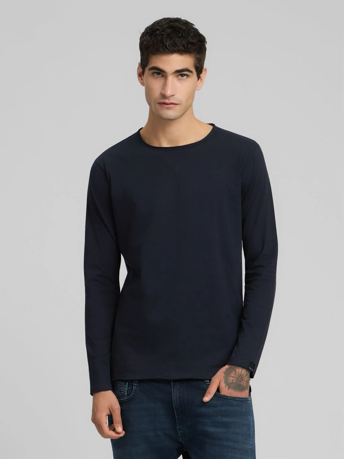 REPLAY LONG-SLEEVED T-SHIRT M3592A.000.2660 NIGHT BLUE... 2