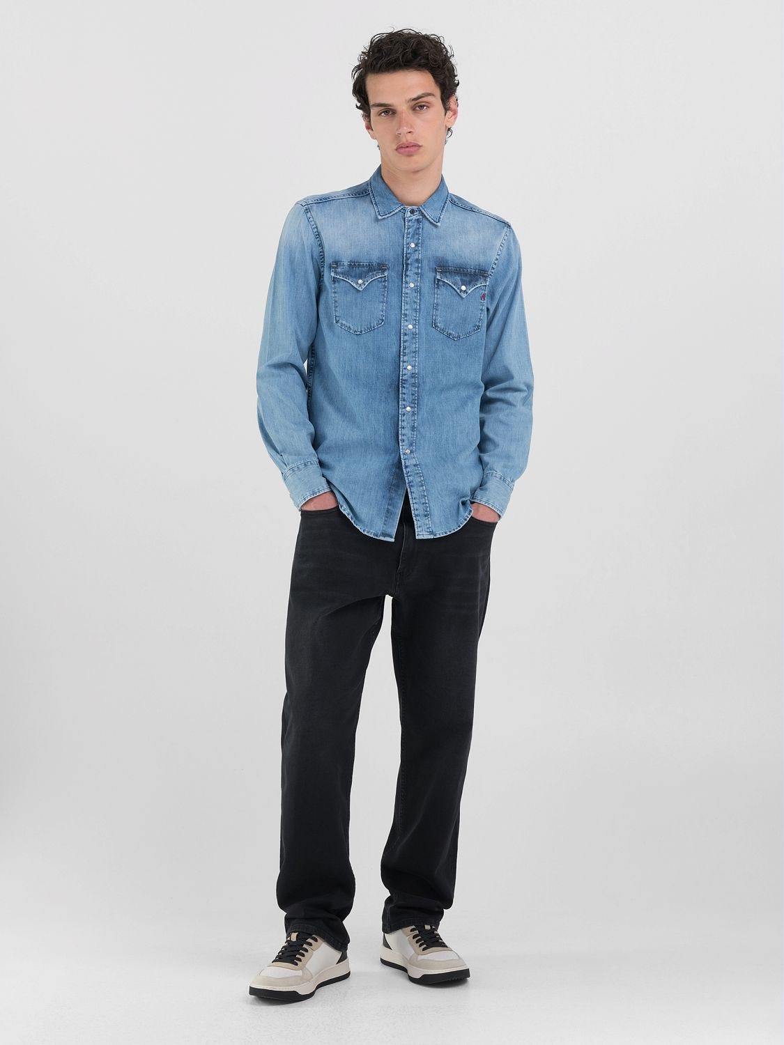 Regular-fit denim shirt Light blue | Replay Jeans