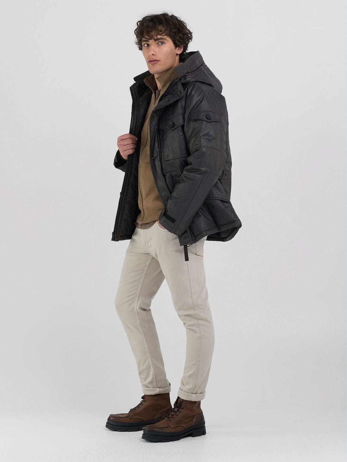Hooded twill jacket with pockets Blackboard | Replay Jeans