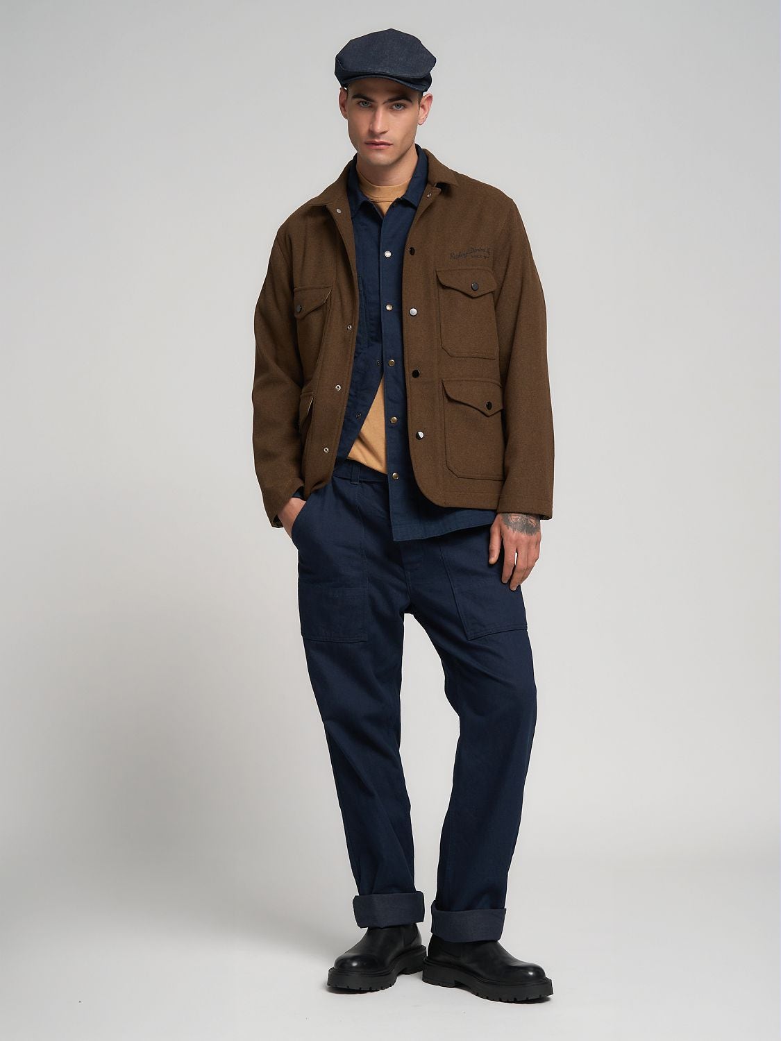 Overshirt with multiple pockets Melange brown | Replay Jeans