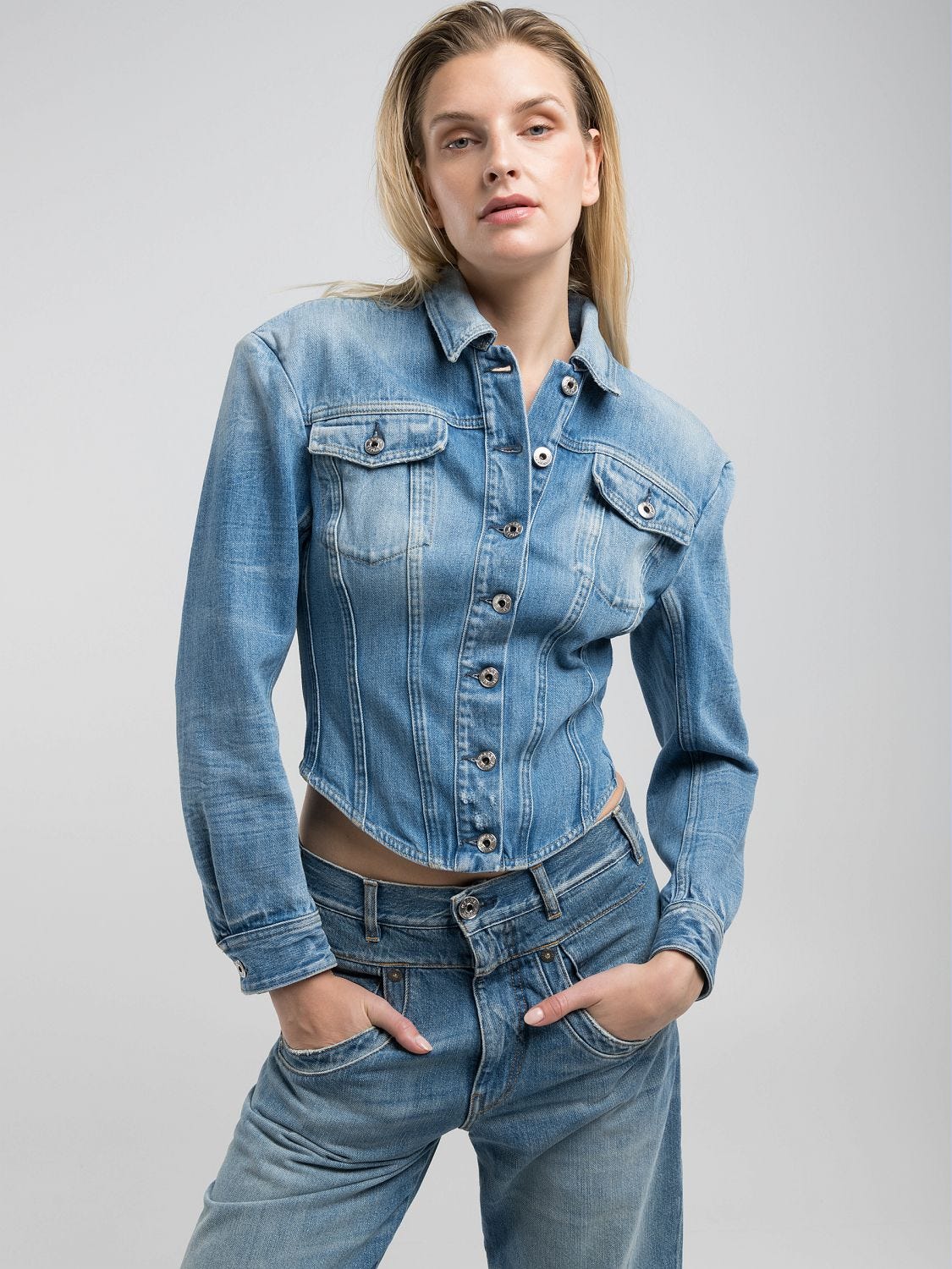 Narja relaxed-fit shorts Light blue | Replay Jeans