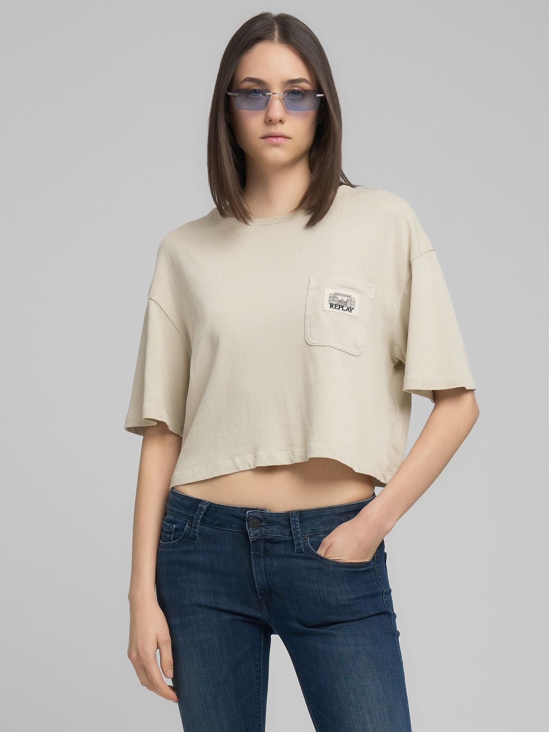 トップス b666 Cropped t-shirt with breast pocket Brown rice | Replay Jeans