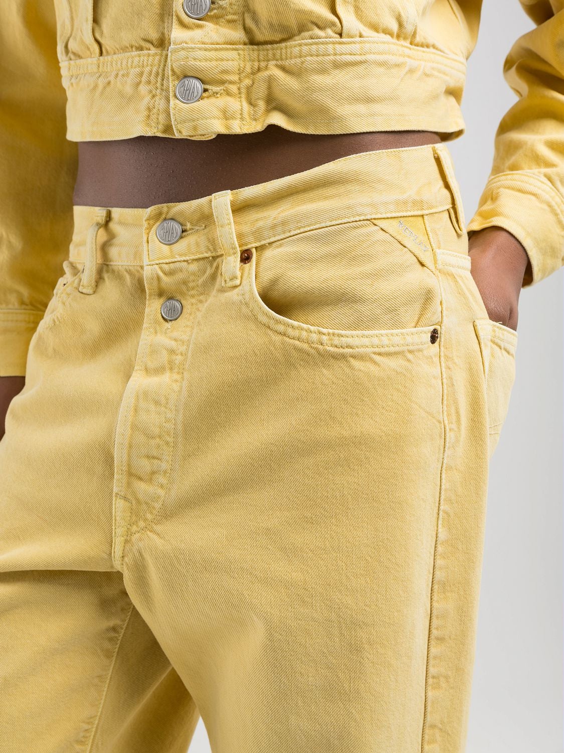 パンツ Cyber Yellow Stars Denim W9zero1 straight-fit jeans Daisy yellow | Replay Jeans