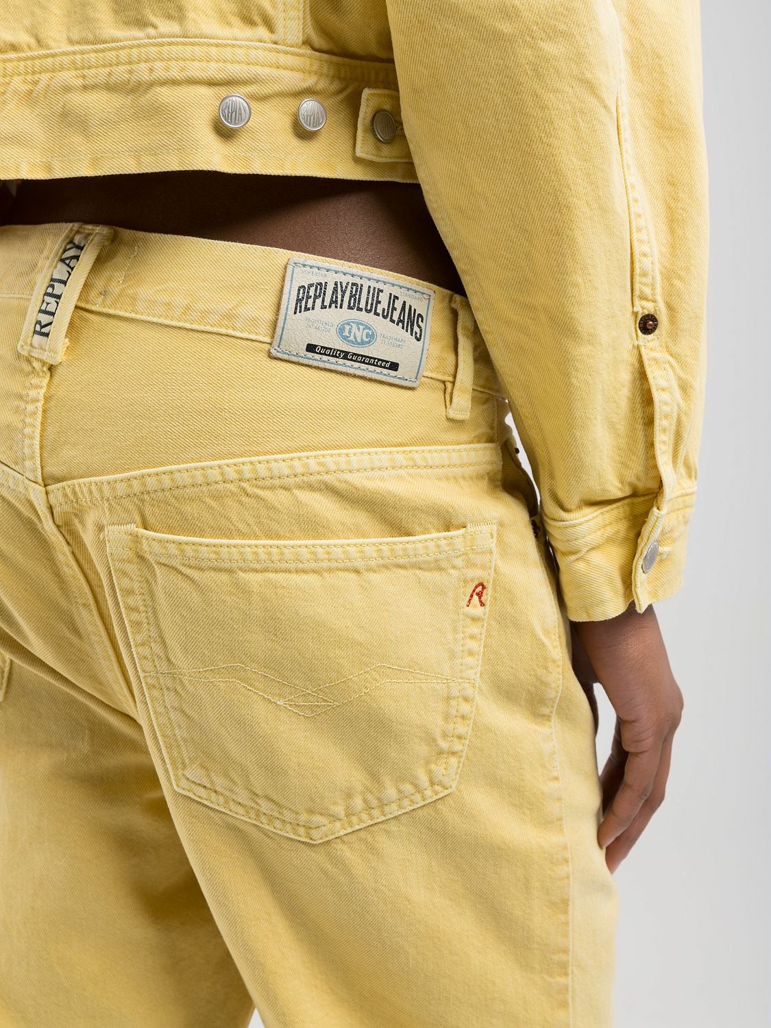 YELLO GARAGE LOOSE FIT BOOTS denim Mサイズ YELLO GARAGE LOOSE FIT BOOTS denim Mサイズ YELLO GARAGE LOOSE FIT