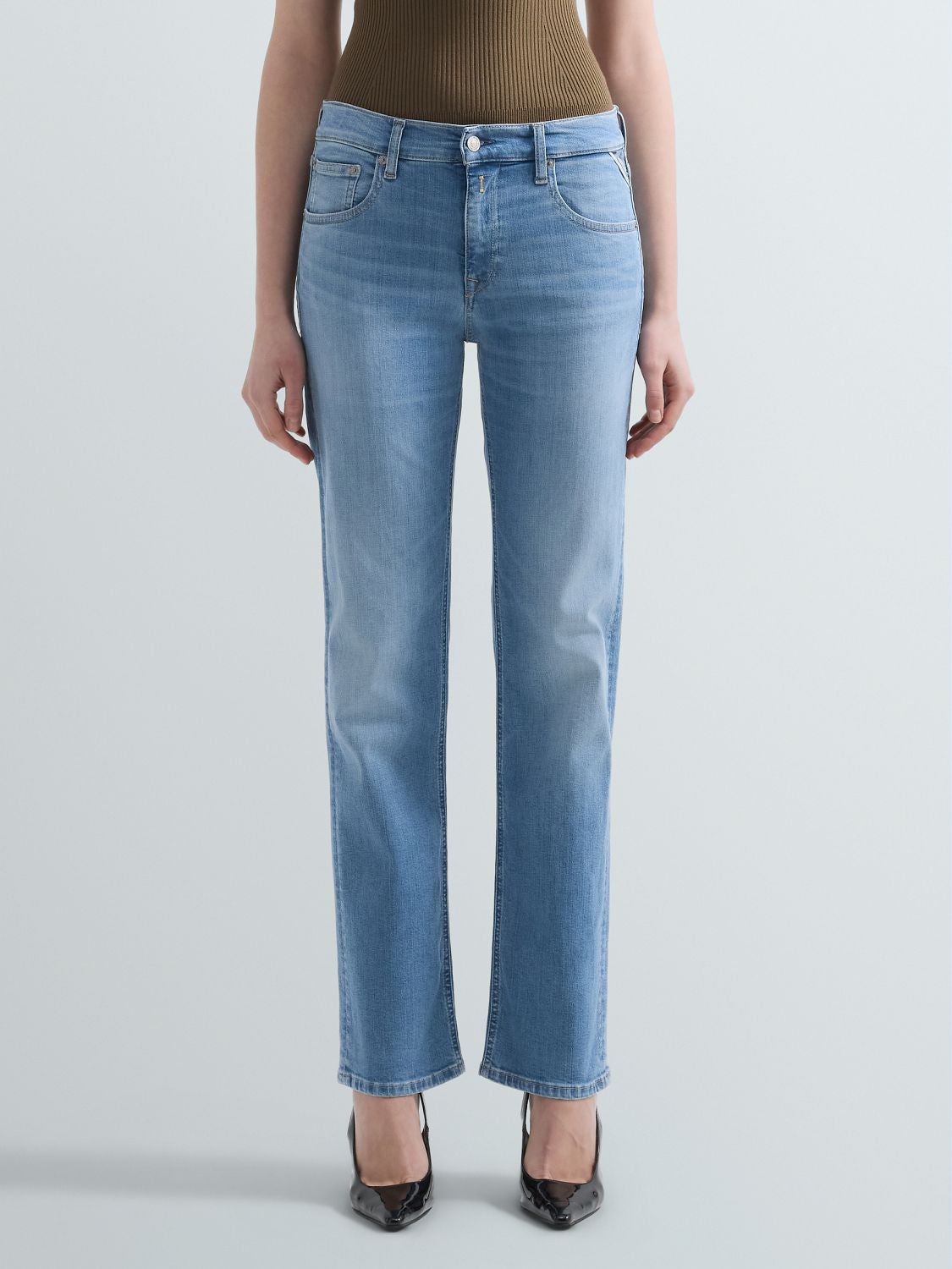 REPLAY AKEME STRAIGHT-FIT JEANS WA533 .000.573 127 MEDIUM BLUE 2