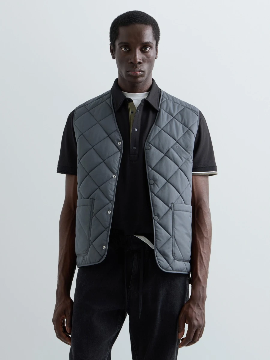 REPLAY REGULAR-FIT QUILTED VEST M8474 .000.85312 ANTHRACITE 2